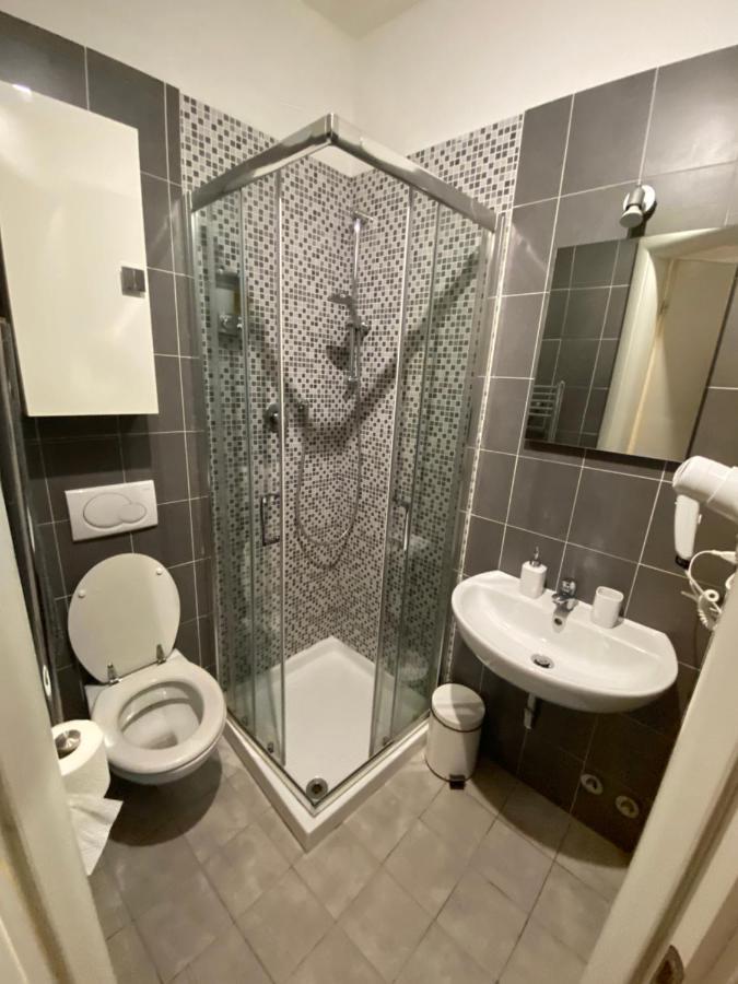 B&B And Home La Piazzetta Della Pioggia ボローニャ エクステリア 写真