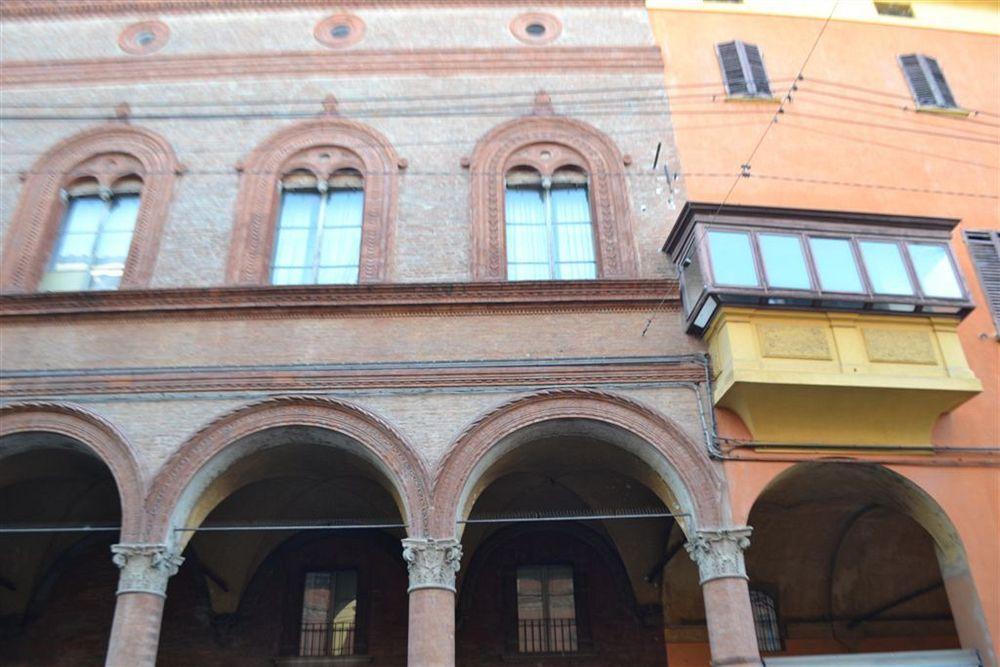 B&B And Home La Piazzetta Della Pioggia ボローニャ エクステリア 写真