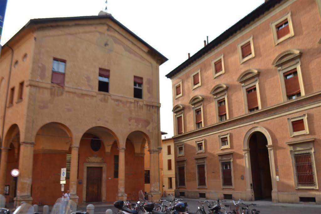 B&B And Home La Piazzetta Della Pioggia ボローニャ エクステリア 写真